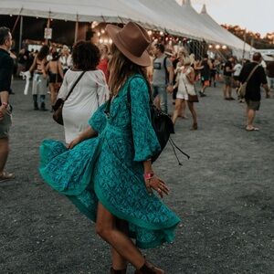 NWT Spell Jewel Soirée Dress Size Small Emerald